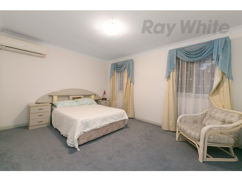 131 White Cedar Circuit, Stretton QLD 4116