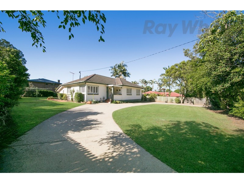 315 Warrigal Road, Eight Mile Plains QLD 4113