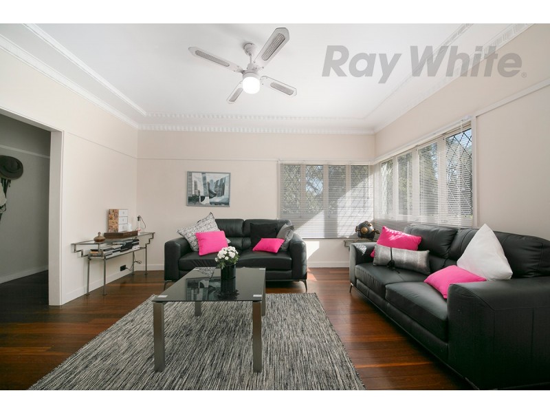 315 Warrigal Road, Eight Mile Plains QLD 4113