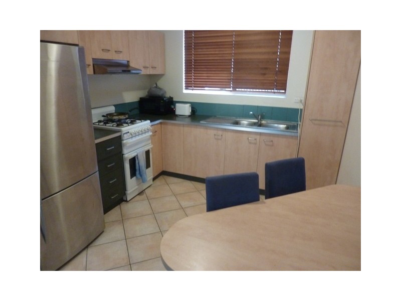 4/32 Gordon St, Milton QLD 4064