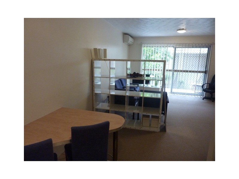 4/32 Gordon St, Milton QLD 4064