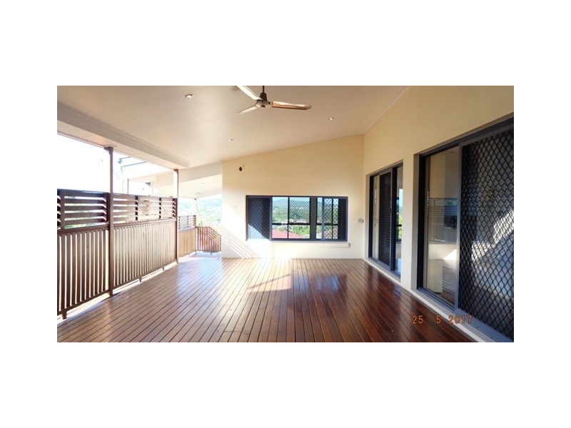 130 Tristania Way, Mount Gravatt East QLD 4122