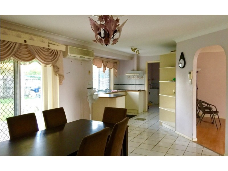 3 Strand Court, Waterford West QLD 4133
