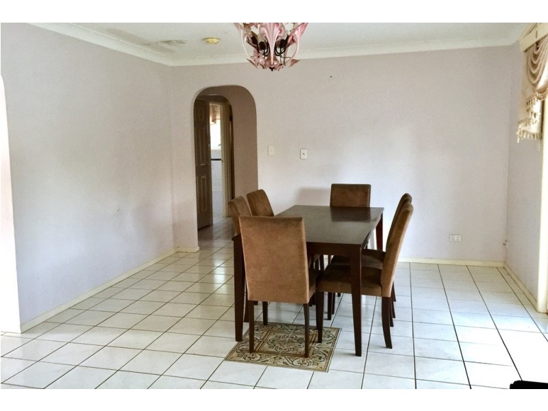 3 Strand Court, Waterford West QLD 4133