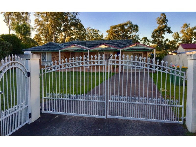 3 Strand Court, Waterford West QLD 4133