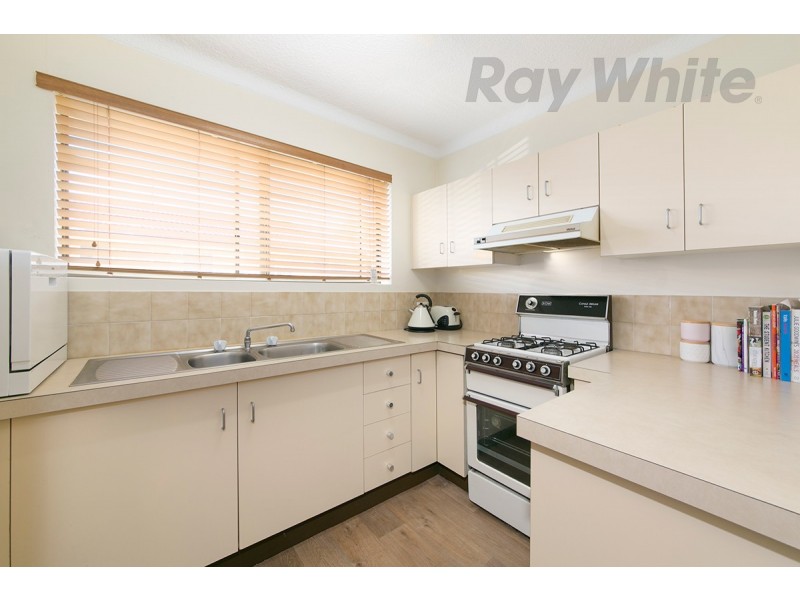 4/37 Chaucer Street, Moorooka QLD 4105