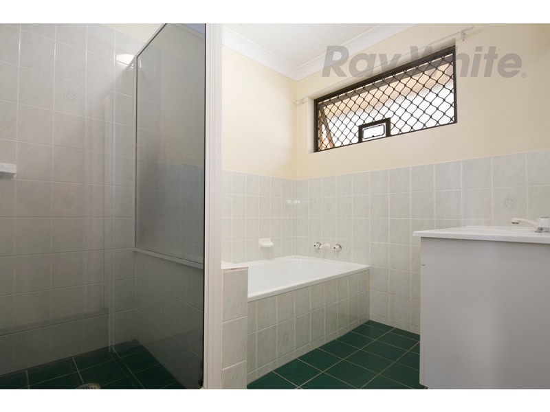 5 Kentlyn St, Eight Mile Plains QLD 4113