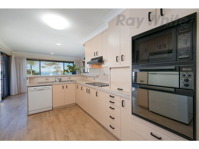 49 Orana Esplanade, Victoria Point QLD 4165