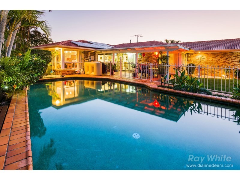 16 Lindeman Place, Eight Mile Plains QLD 4113