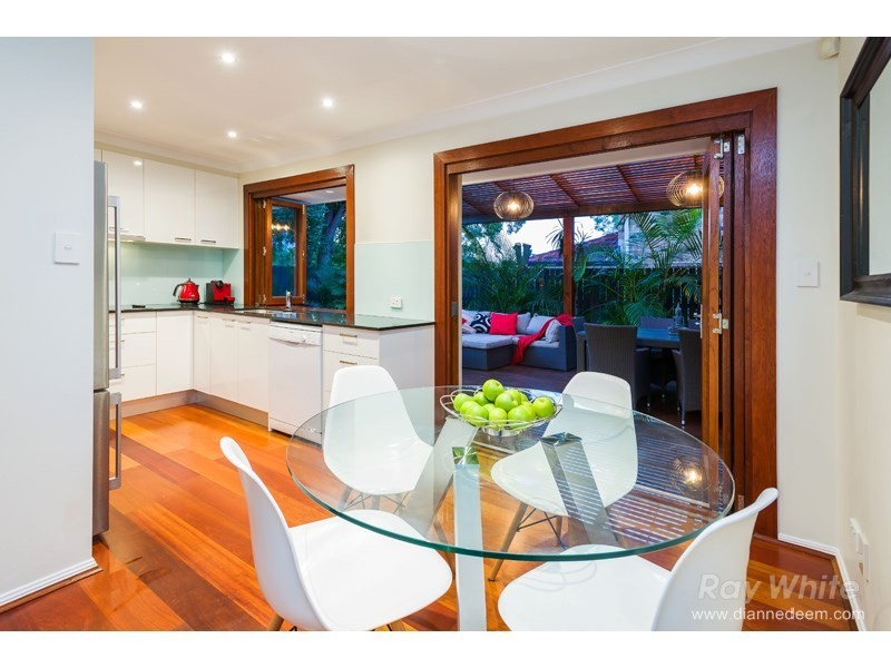 62 Timaru Crescent, Eight Mile Plains QLD 4113