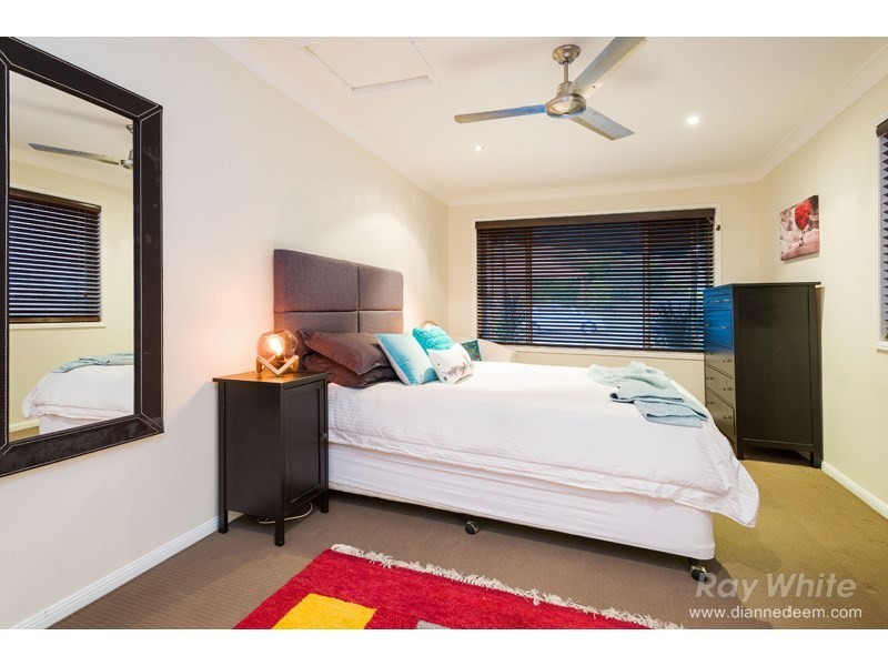 62 Timaru Crescent, Eight Mile Plains QLD 4113