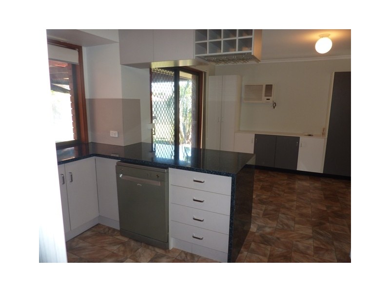 4 Eastmere Street, Runcorn QLD 4113