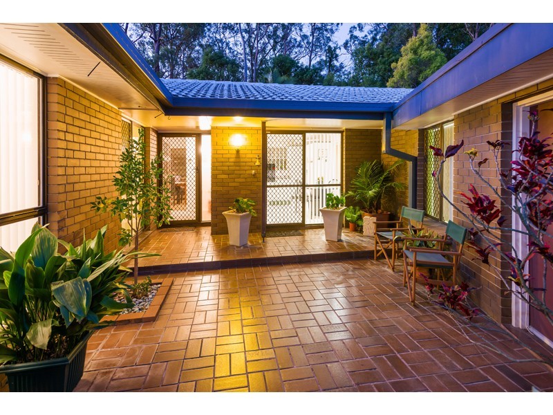 15 Cobham Street, Sunnybank Hills QLD 4109
