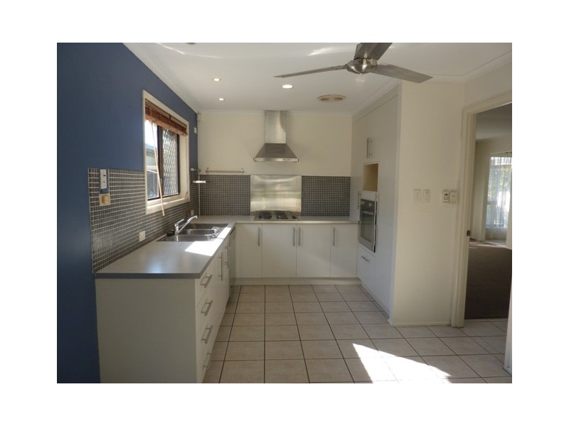 31 Cummin Street, Wishart QLD 4122