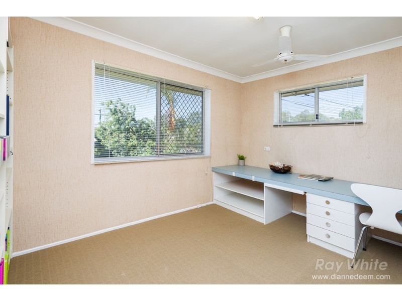 3 Fair Street, Wishart QLD 4122