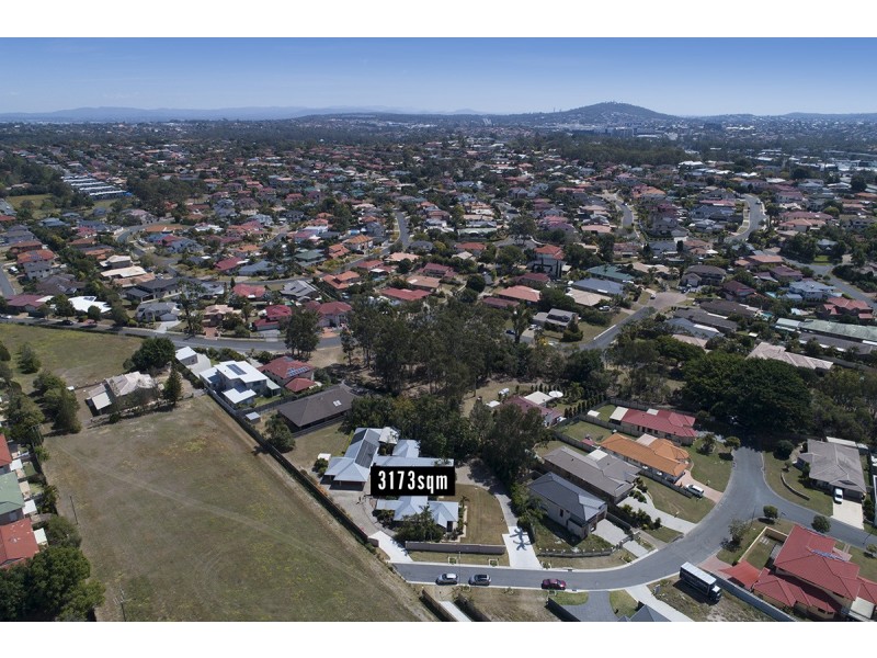 24 Dance Crescent, Eight Mile Plains QLD 4113