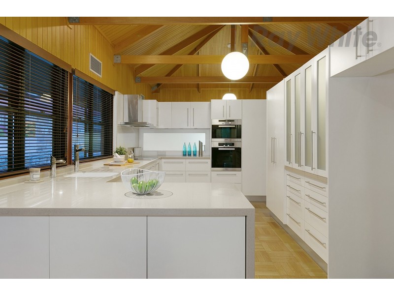 24 Dance Crescent, Eight Mile Plains QLD 4113