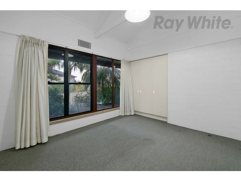 24 Dance Crescent, Eight Mile Plains QLD 4113