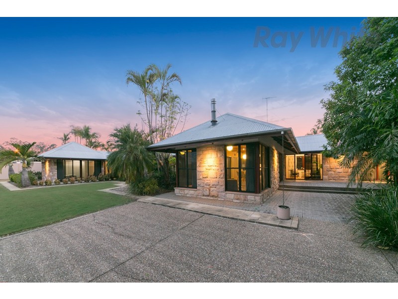 24 Dance Crescent, Eight Mile Plains QLD 4113