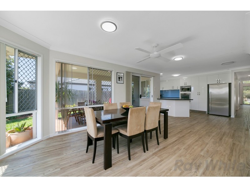 105 Bordeaux Street, Eight Mile Plains QLD 4113