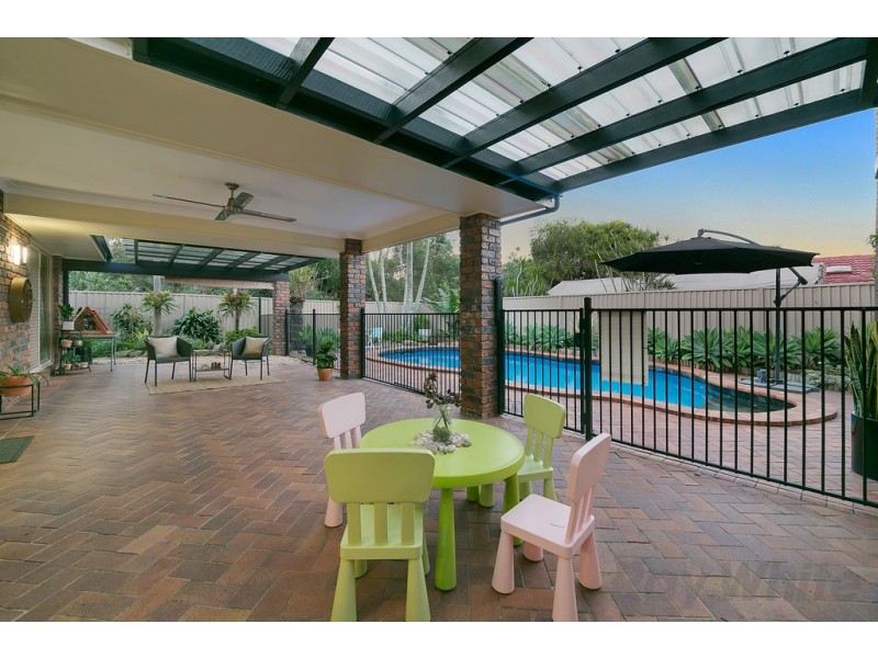 13 Arpege Crescent, Eight Mile Plains QLD 4113