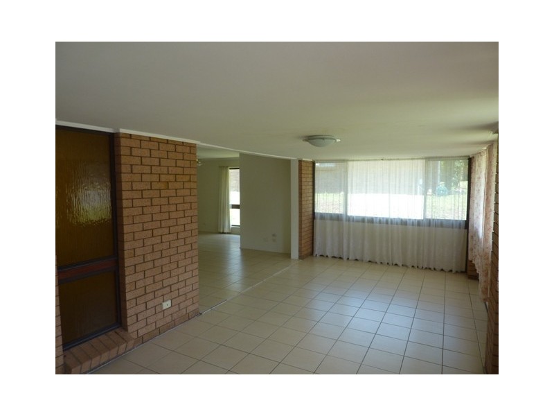 8 Amarna Street, Eight Mile Plains QLD 4113