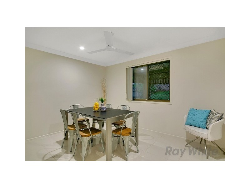 11 Gwandalan St, Eight Mile Plains QLD 4113