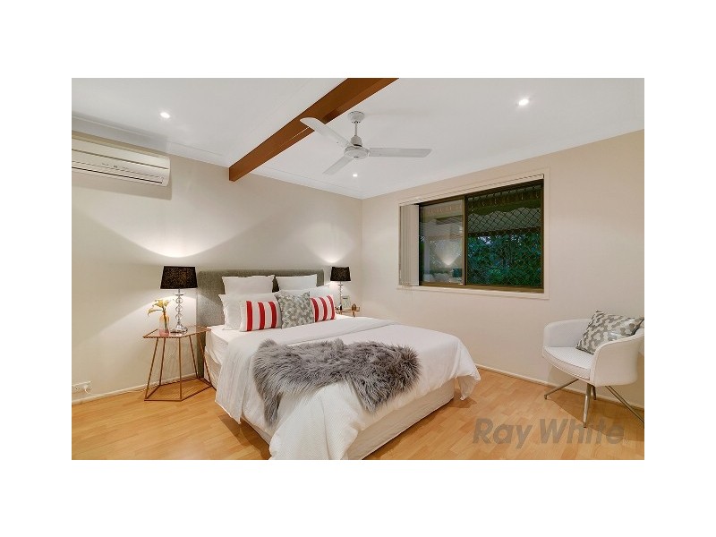 11 Gwandalan St, Eight Mile Plains QLD 4113