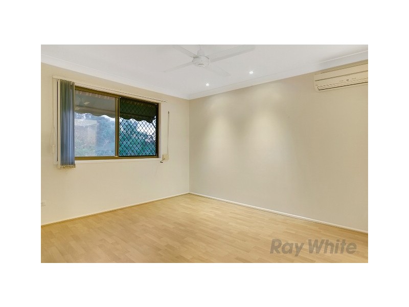 11 Gwandalan St, Eight Mile Plains QLD 4113