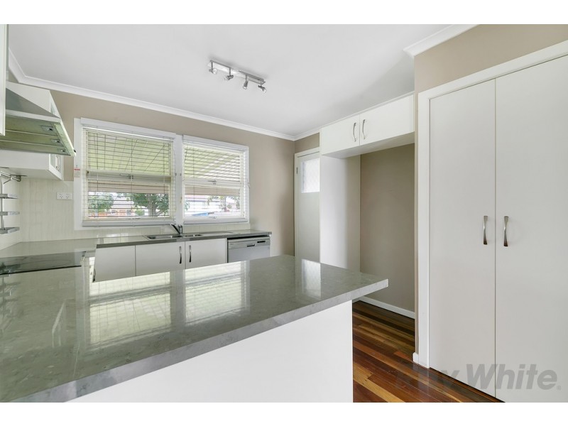 8 Glenview Street, Acacia Ridge QLD 4110