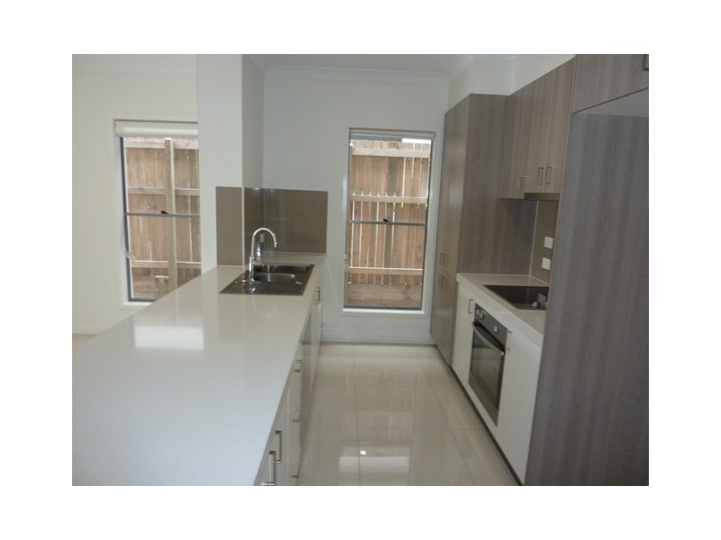 176 Cooper Crescent, Rochedale QLD 4123