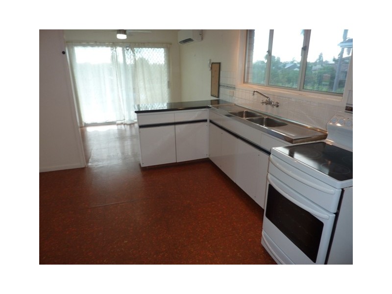 28 Fernshaw Street, Macgregor QLD 4109