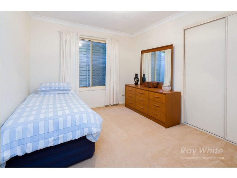 6 Larrell Close, Eight Mile Plains QLD 4113