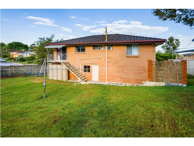 3 Geneva, Wishart QLD 4122