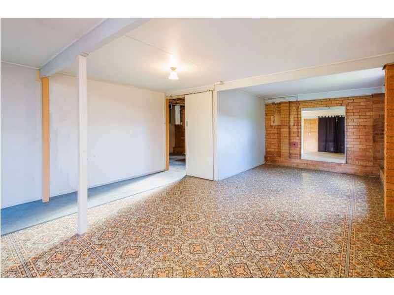 3 Geneva, Wishart QLD 4122