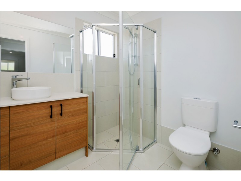 2+3/20 Vaughan Street, Mount Gravatt QLD 4122