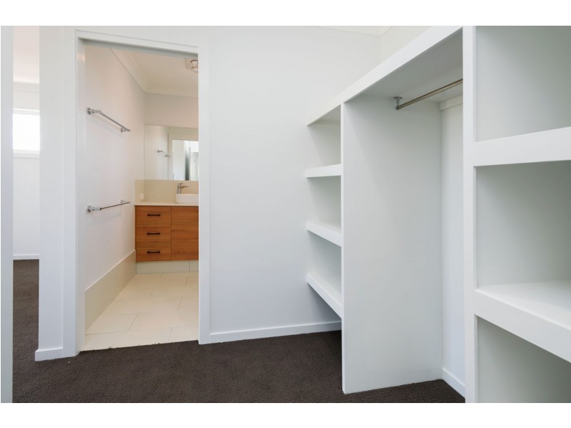 2+3/20 Vaughan Street, Mount Gravatt QLD 4122