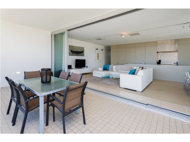 1501/159 Old Burleigh Road, Broadbeach QLD 4218