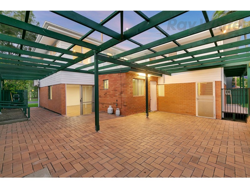 7 Damson Street, Macgregor QLD 4109