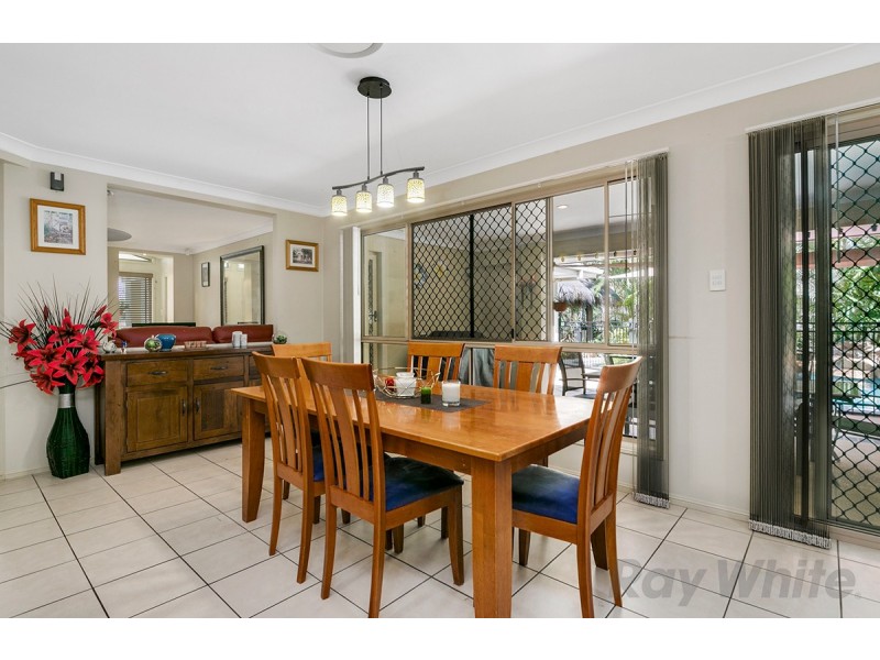 4 Bunya Court, Parkinson QLD 4115