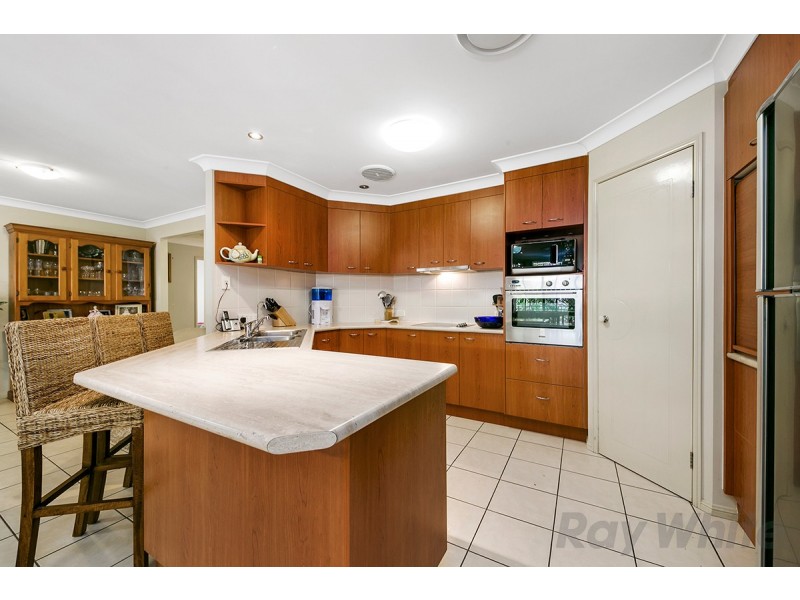 4 Bunya Court, Parkinson QLD 4115