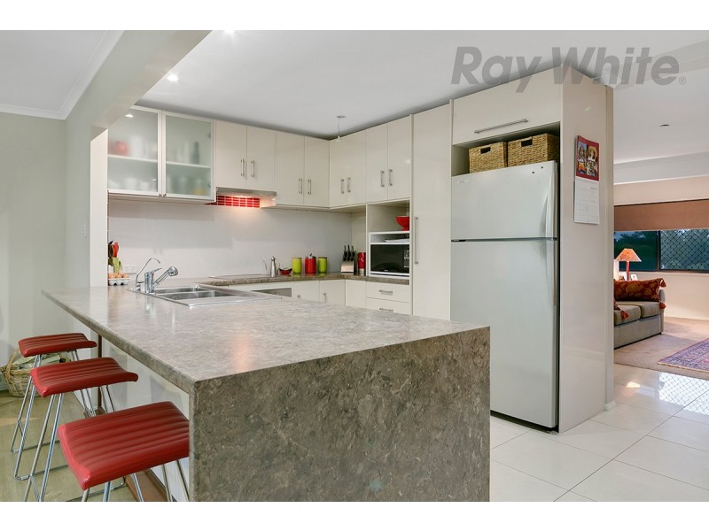 15 Kandanga Street, Eight Mile Plains QLD 4113