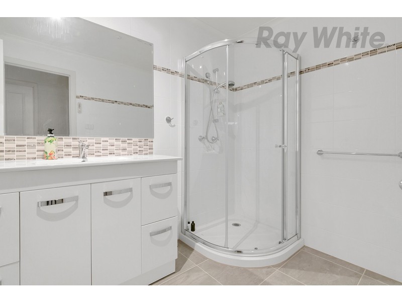 15 Kandanga Street, Eight Mile Plains QLD 4113