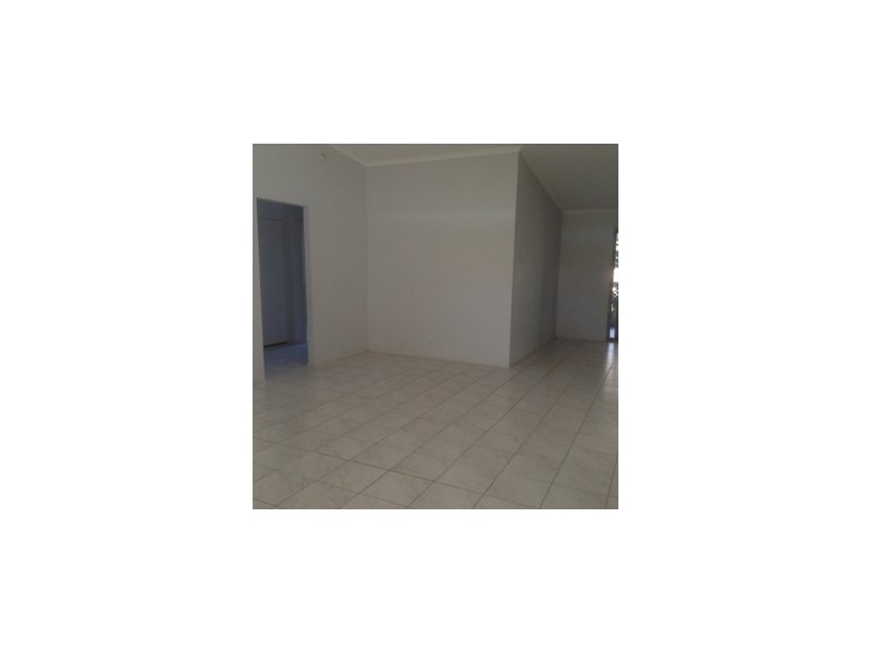 132 Warrigal Road, Runcorn QLD 4113