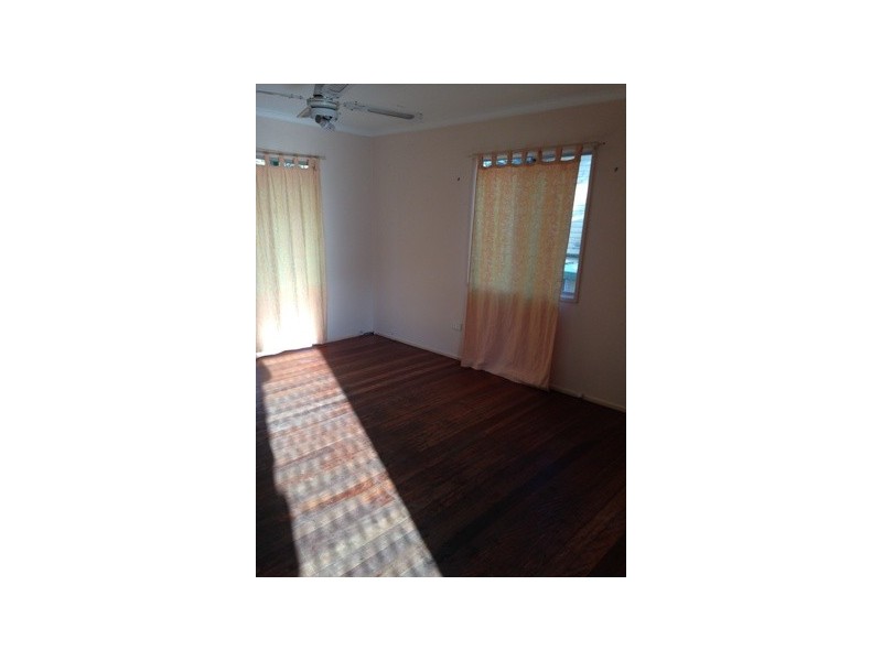 12 Mawson Street, Woodridge QLD 4114