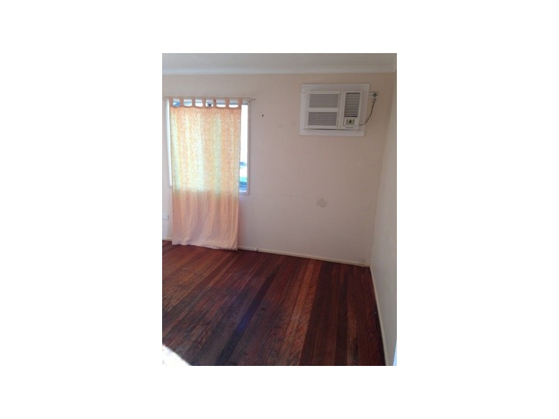 12 Mawson Street, Woodridge QLD 4114