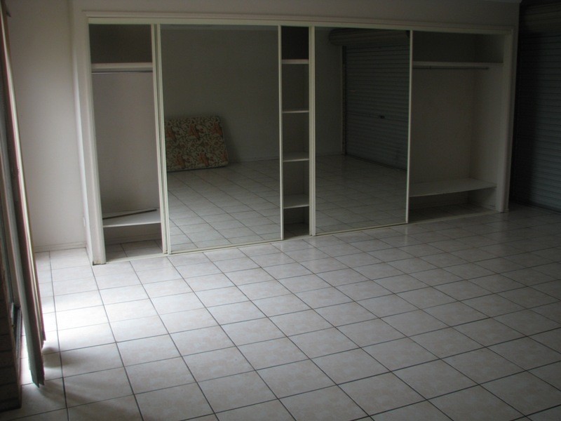 18 Eucalyptus Crescent, Runcorn QLD 4113