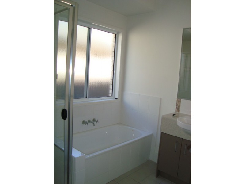 85 BRETON ST, Sunnybank QLD 4109