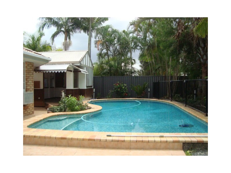 6 PENNANT PLACE, Calamvale QLD 4116