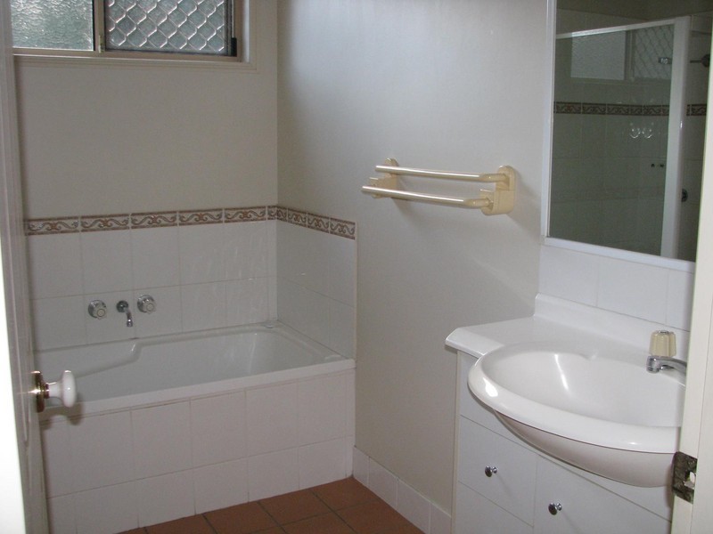 6 Bowerbird Place, Calamvale QLD 4116